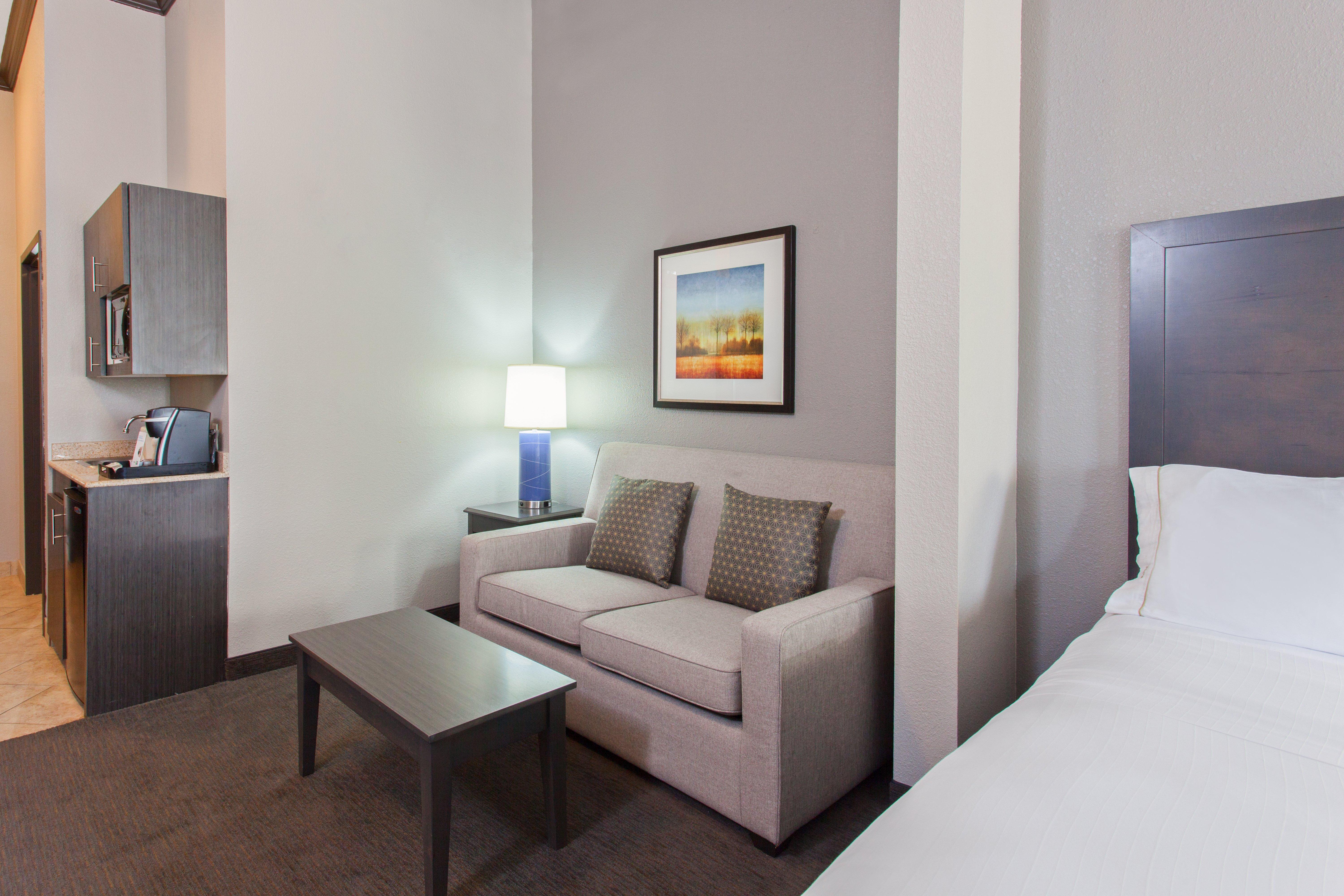 Holiday Inn Express & Suites Wharton By Ihg Exteriör bild